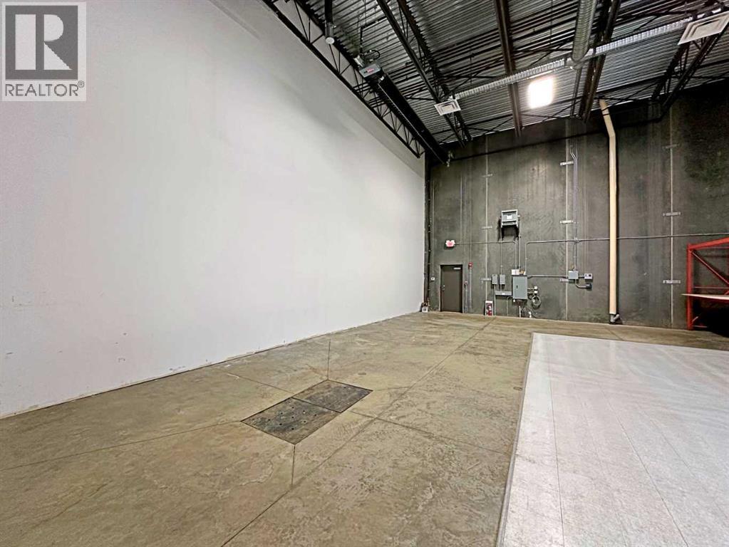 400 Mackenzie Boulevard Property Photo 18