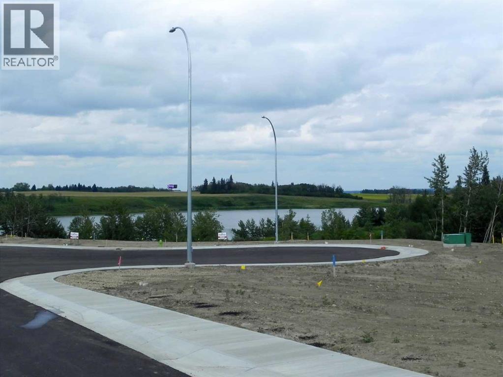 4 Henner's Place Property Photo 1