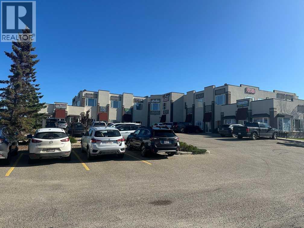 11745 105 Street Property Photo 1