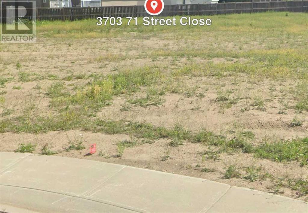 3703 71 St. Close Property Photo 1
