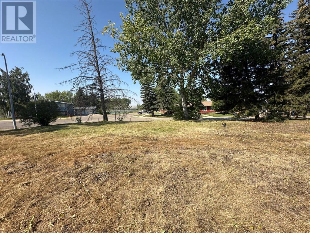 410 5 Street Se Property Photo 7