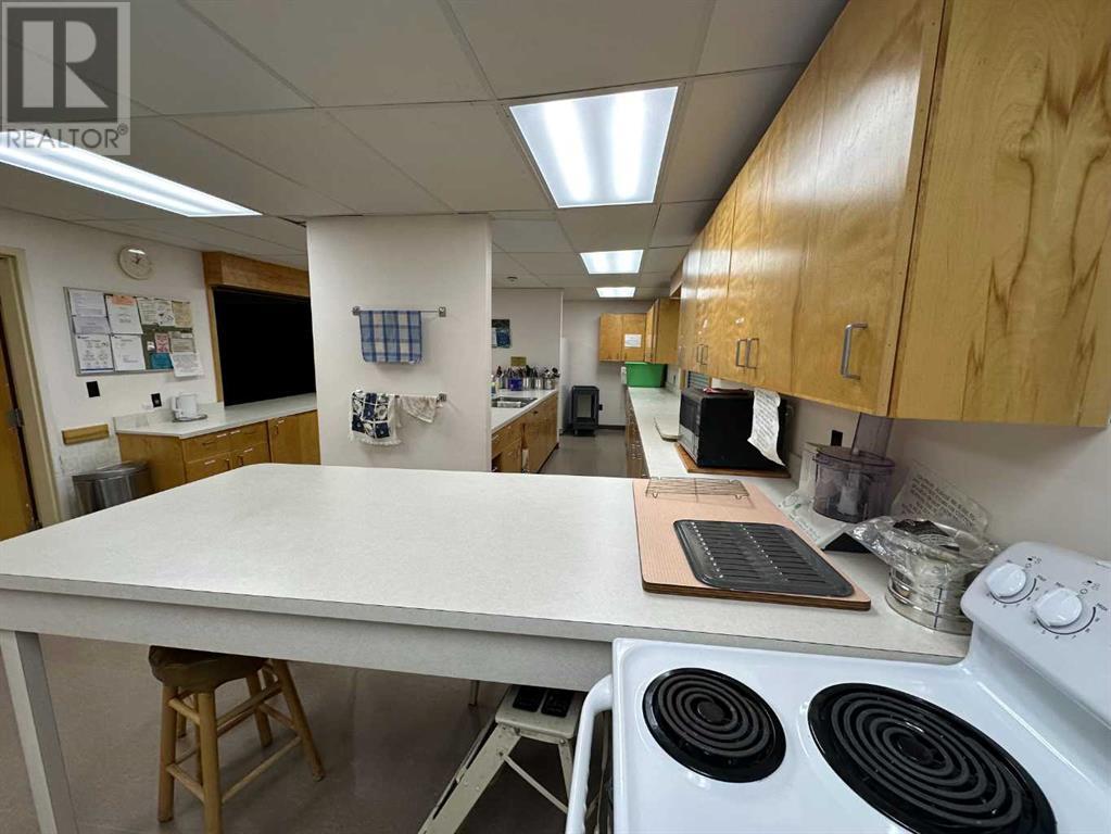 10206 100 Avenue Property Photo 13