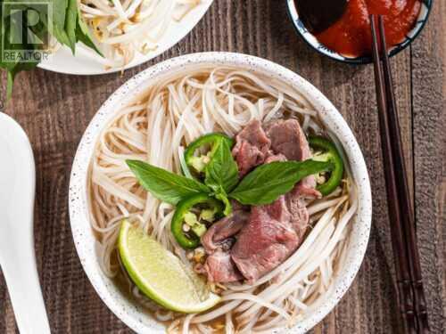 123 Vietnamese Restaurant Property Photo 1