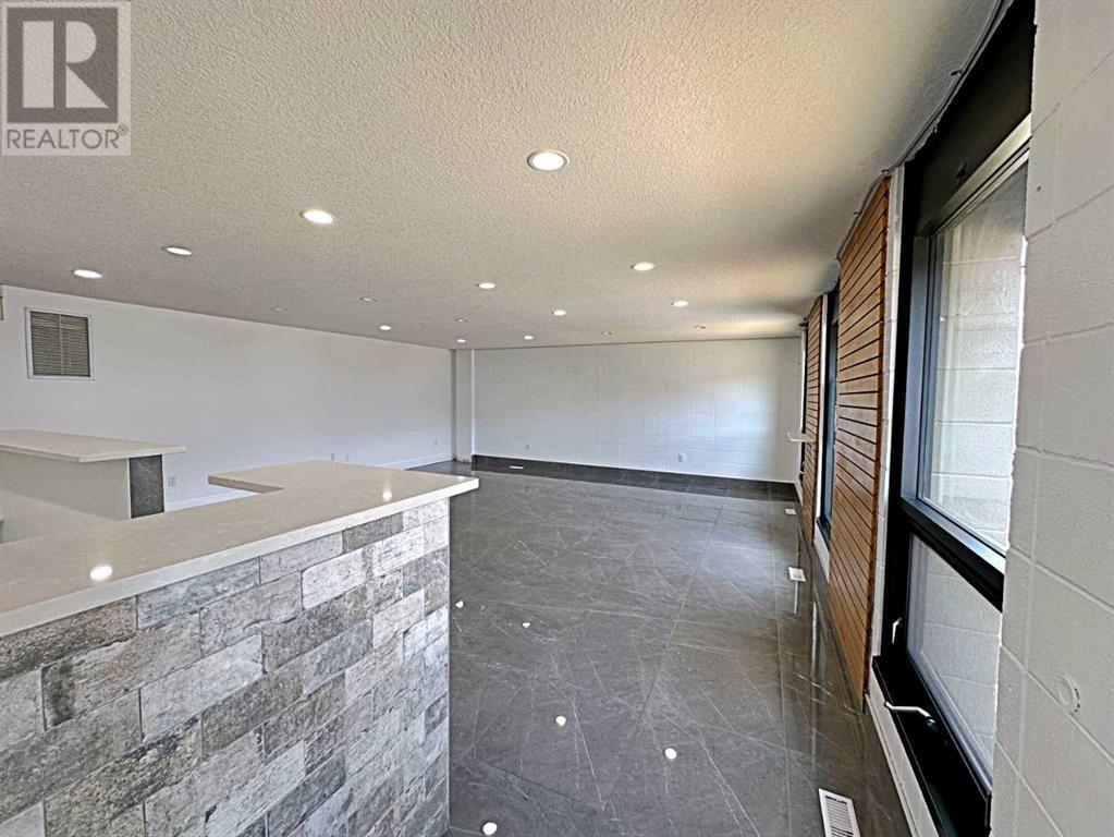 8127 Fraser Avenue Property Photo 2