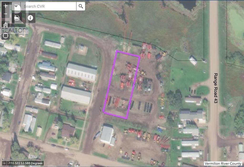 5002 50 Street Property Photo 2