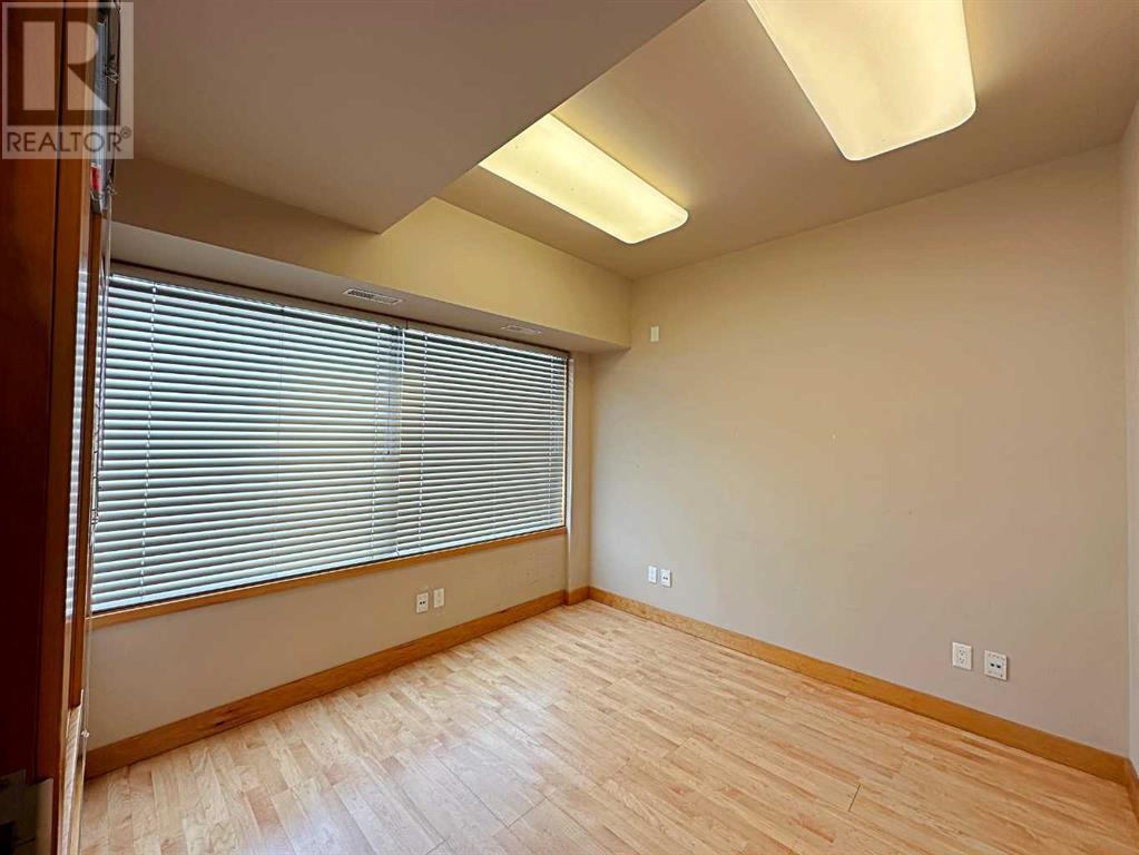 6b, 380 Mackenzie Boulevard Property Photo 9
