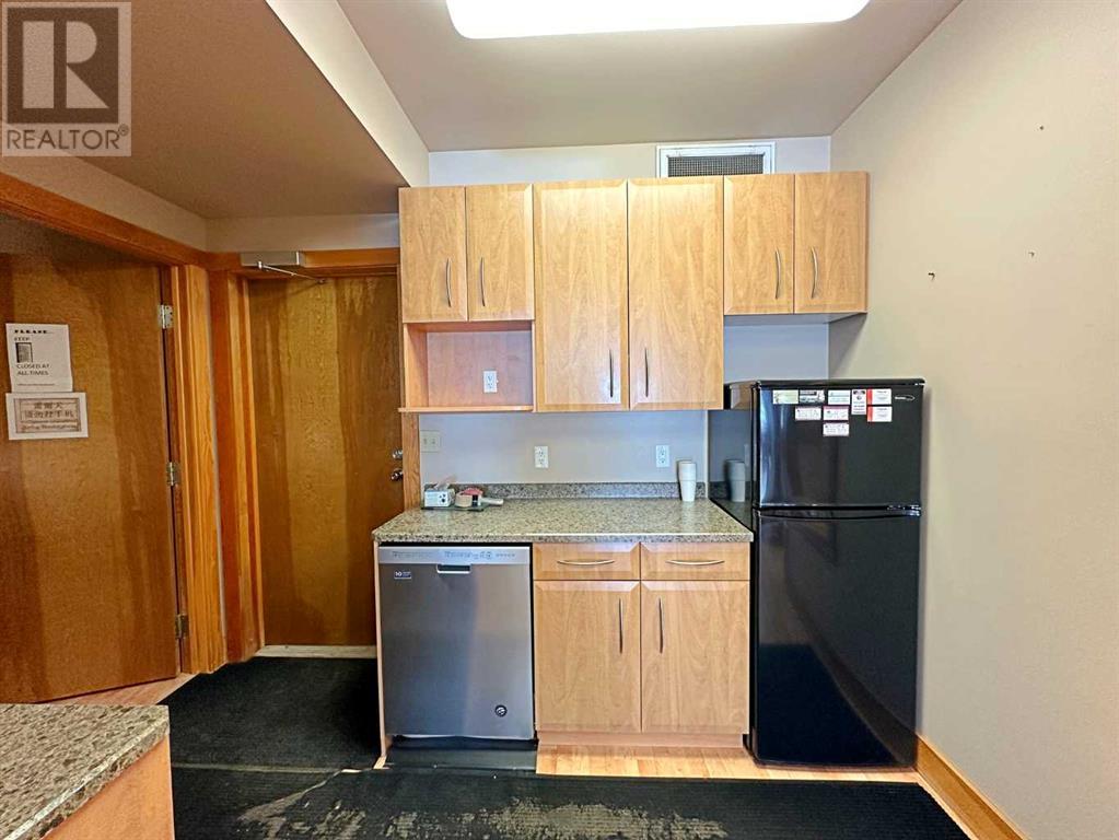 6b, 380 Mackenzie Boulevard Property Photo 19