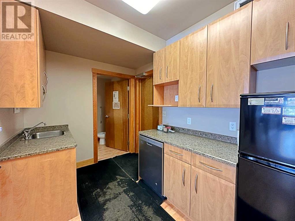 6b, 380 Mackenzie Boulevard Property Photo 20
