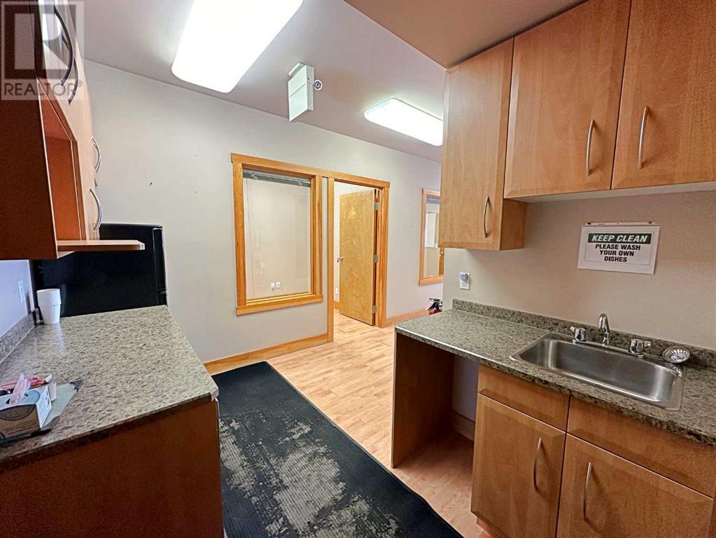 6b, 380 Mackenzie Boulevard Property Photo 21