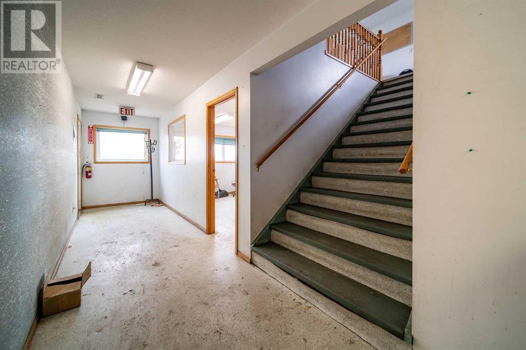 810 1 Avenue Property Photo 15