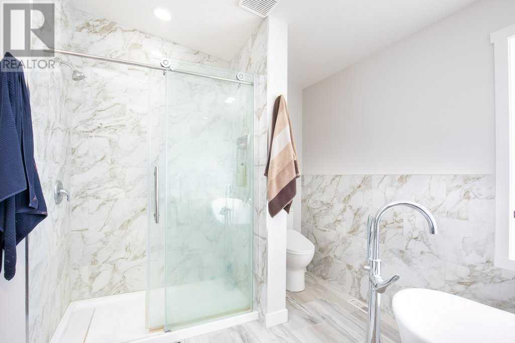 39525 Highway 766 Property Photo 21