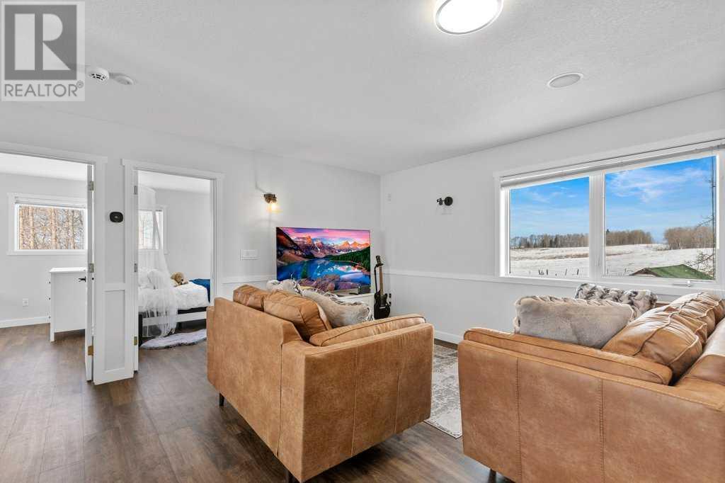 39525 Highway 766 Property Photo 23