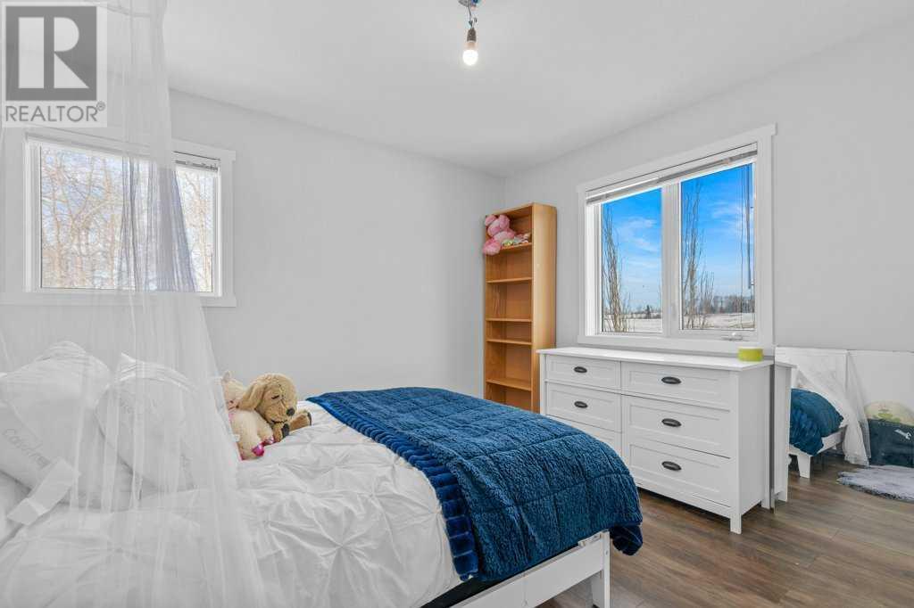 39525 Highway 766 Property Photo 27