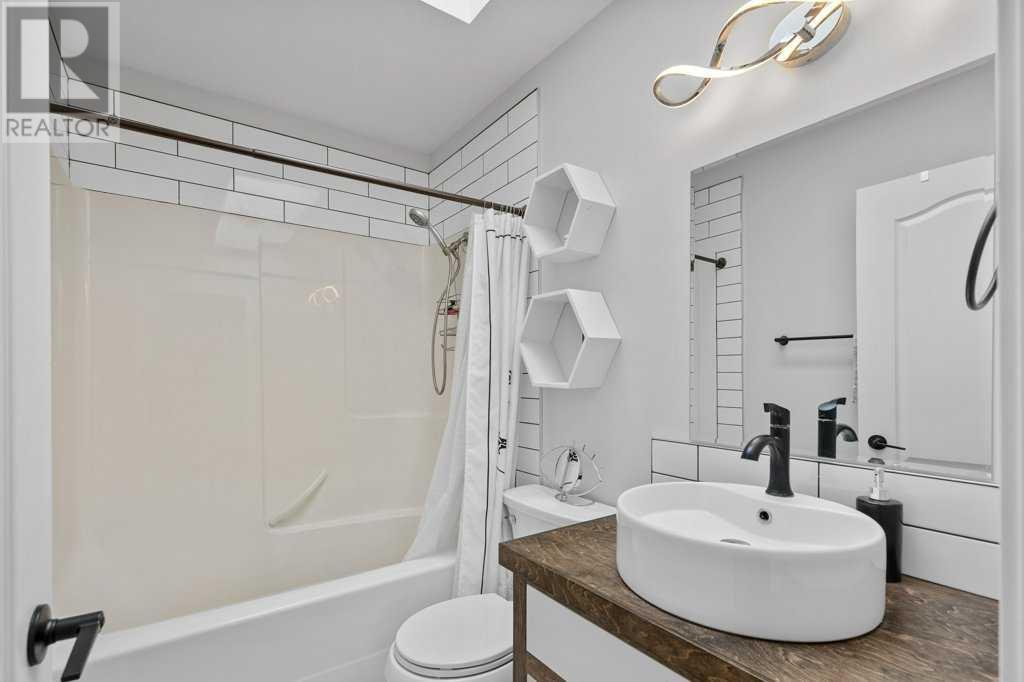 39525 Highway 766 Property Photo 29