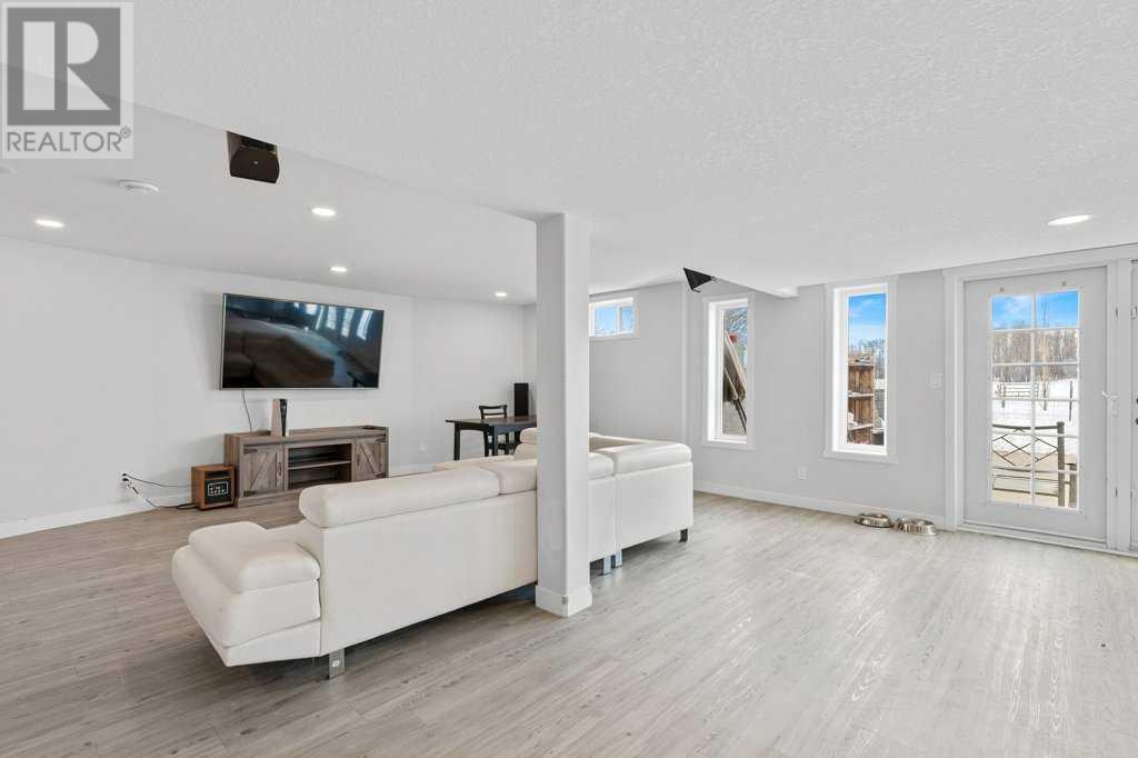 39525 Highway 766 Property Photo 30