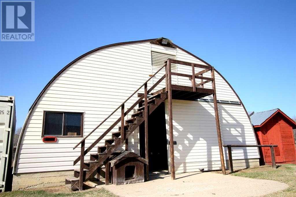 39525 Highway 766 Property Photo 39