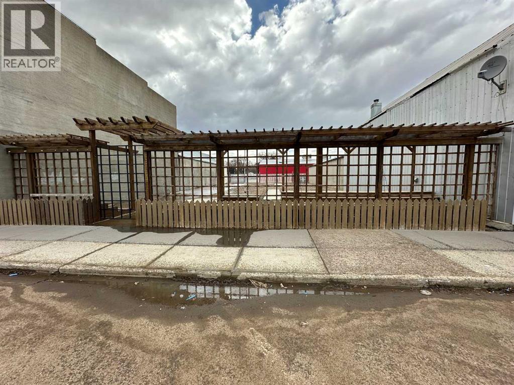 5028 50 Street
