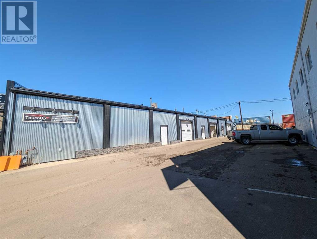 2, 677 South Railway Street Se Property Photo 5