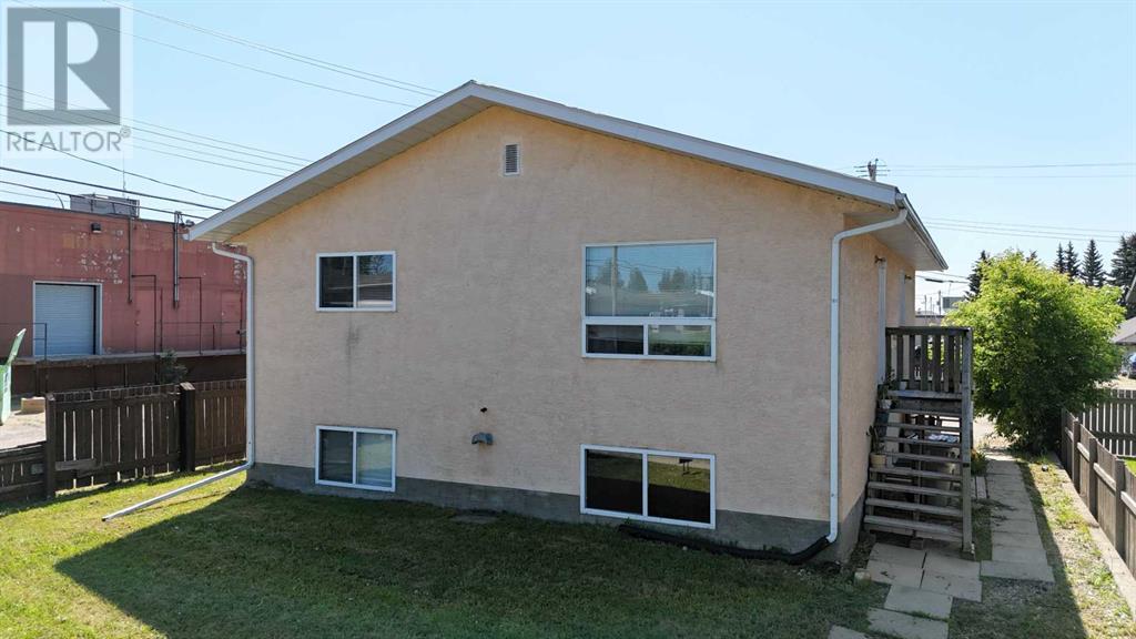 5015 7 Avenue Property Photo 1