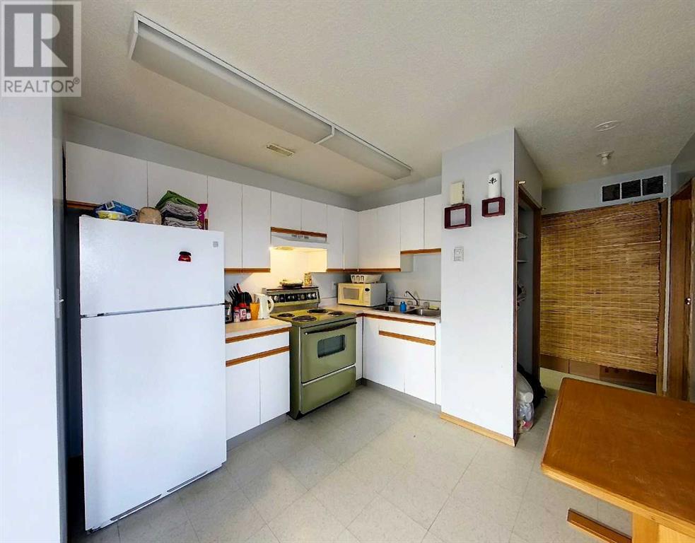 5015 7 Avenue Property Photo 5