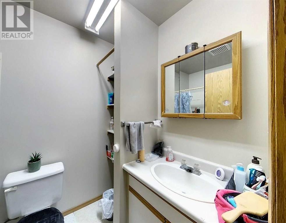 5015 7 Avenue Property Photo 12