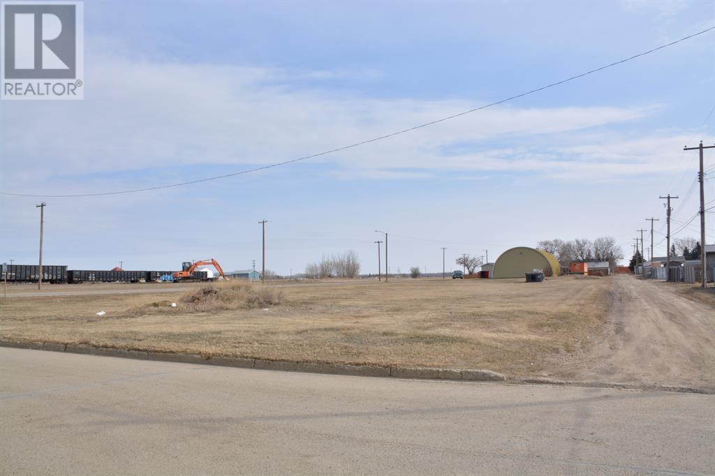 4705 55 Avenue Property Photo 5