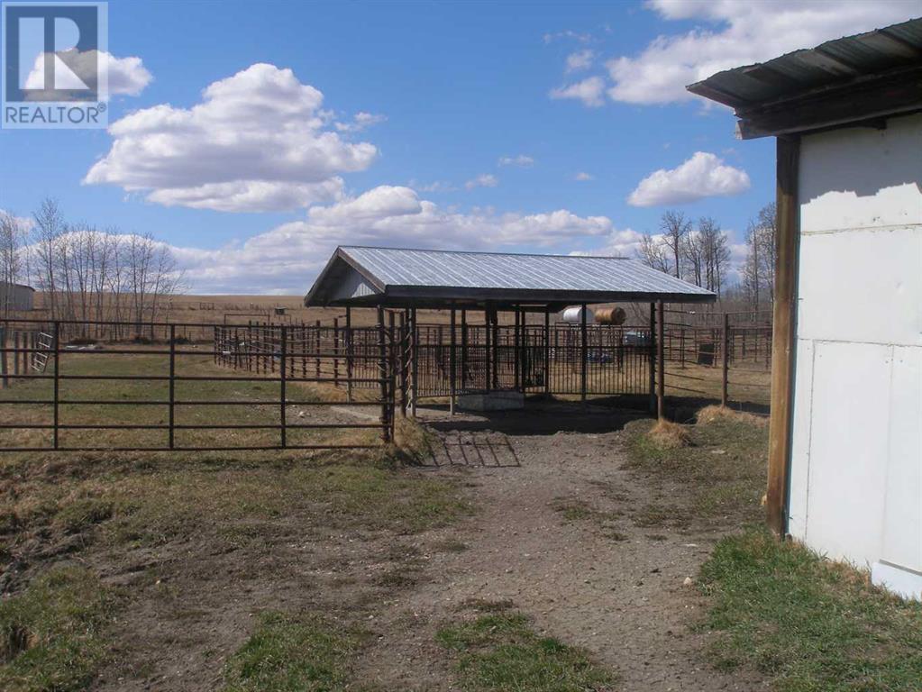 Twp Road 420 Road Ne Property Photo 34