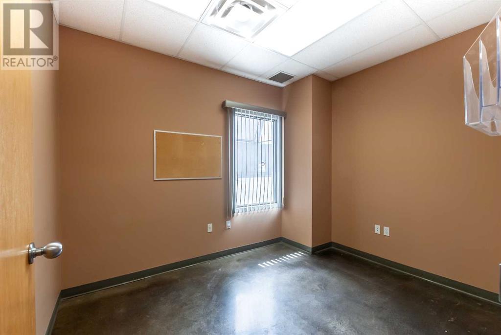 662 16 Street Sw Property Photo 13