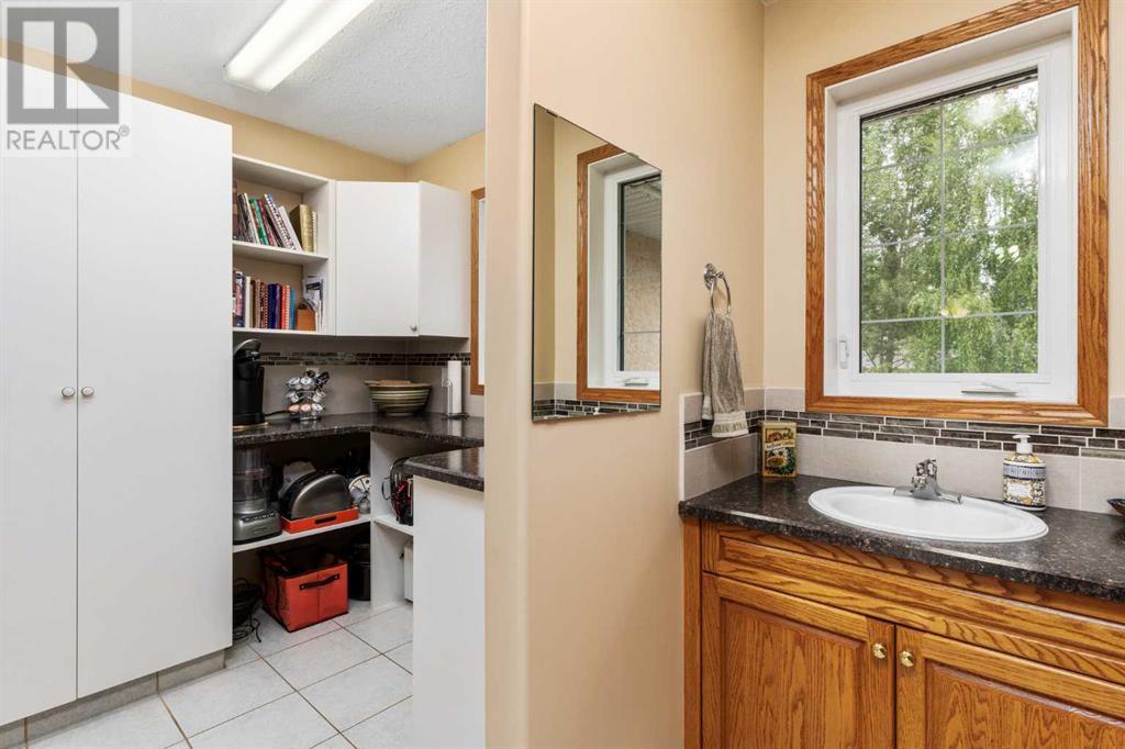 15-33106 Range Road 12 Property Photo 11