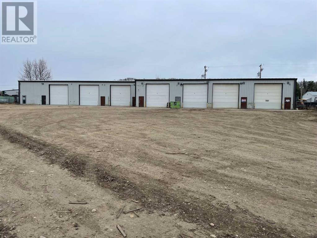 6409 51 Avenue Property Photo 1