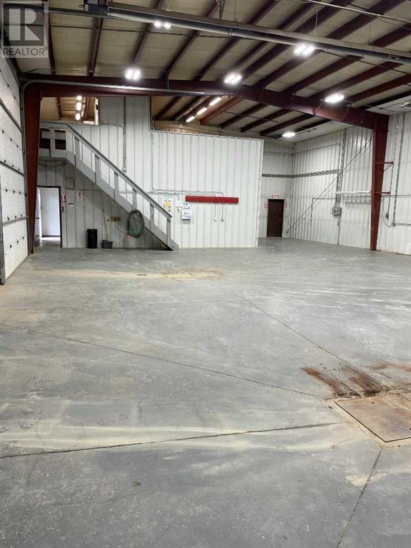 6409 51 Avenue Property Photo 5