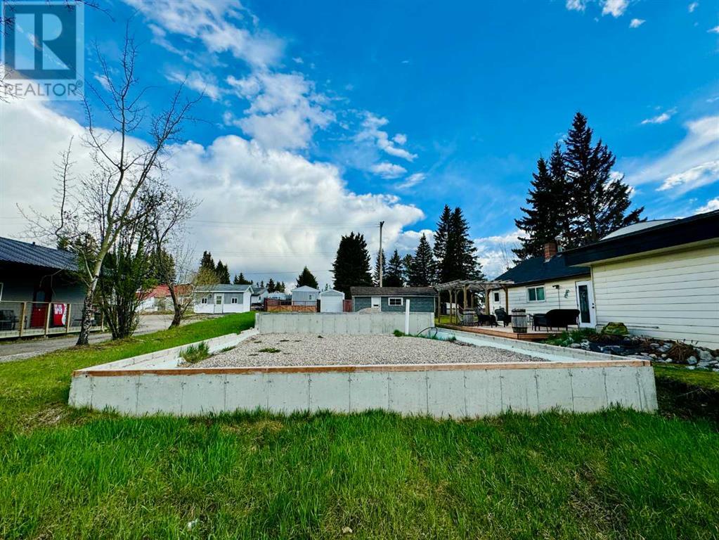 5135 50 Avenue Property Photo 7