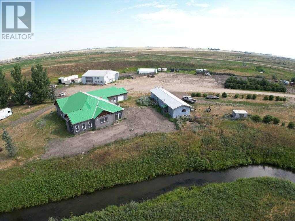 253058 Highway 817 Property Photo 1