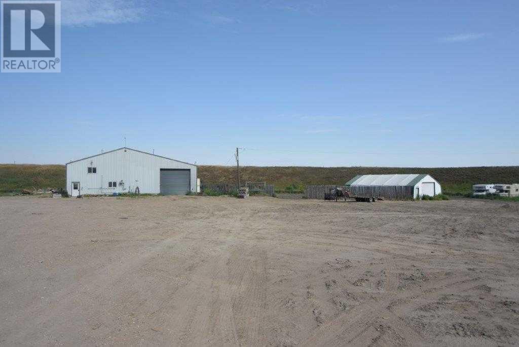 253058 Highway 817 Property Photo 14