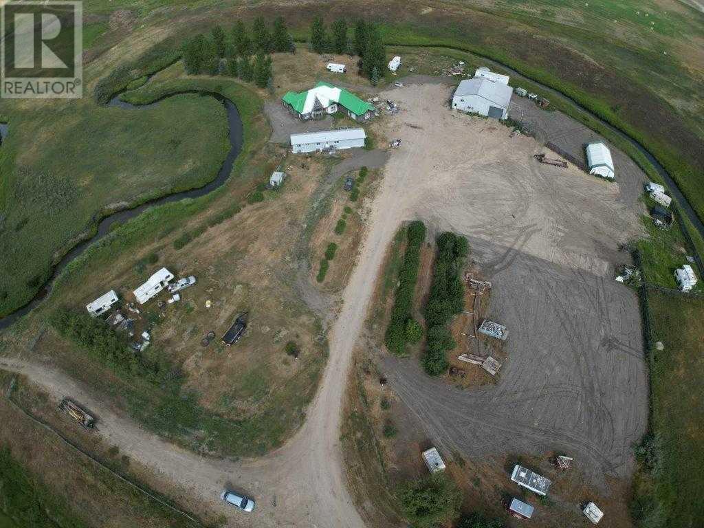 253058 Highway 817 Property Photo 23