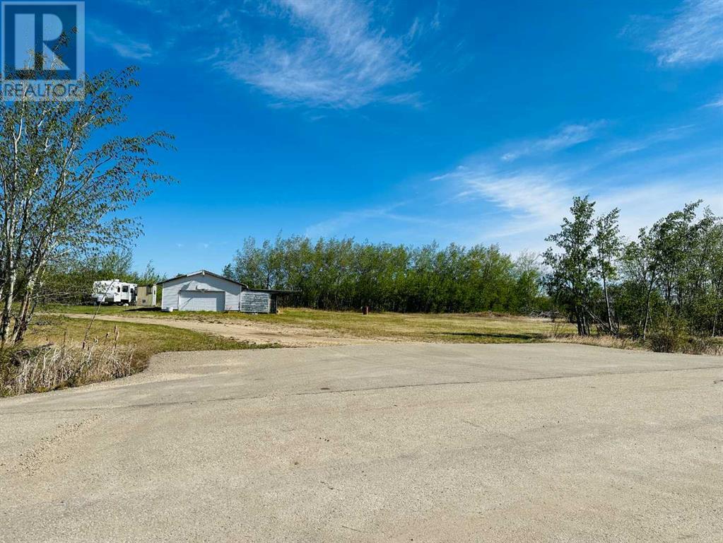 61039 Hwy 672 Property Photo 2