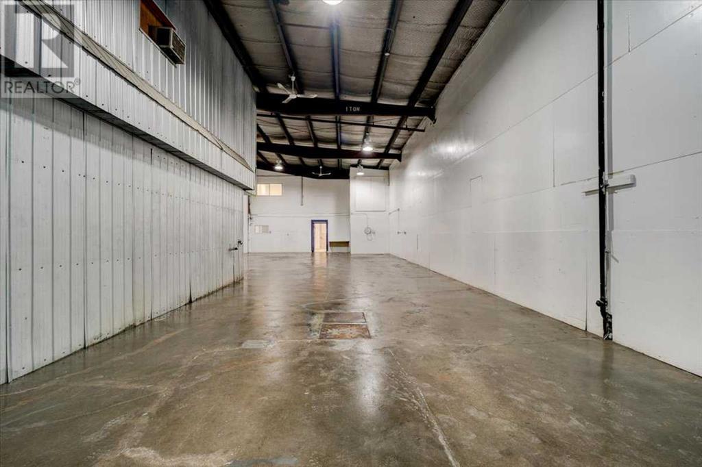 9113 111 Street Property Photo 20