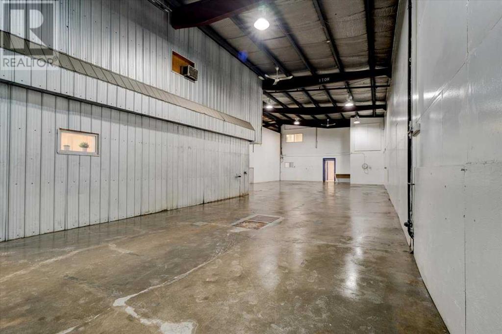 9113 111 Street Property Photo 21