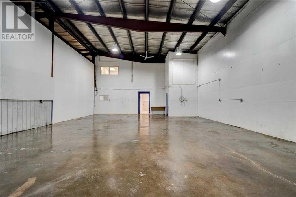 9113 111 Street Property Photo 24