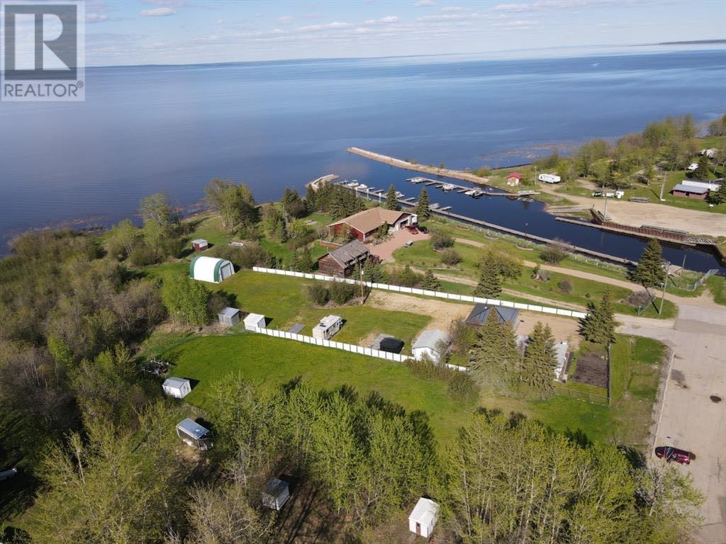 Lot 7 Peace River Ave Property Photo 6