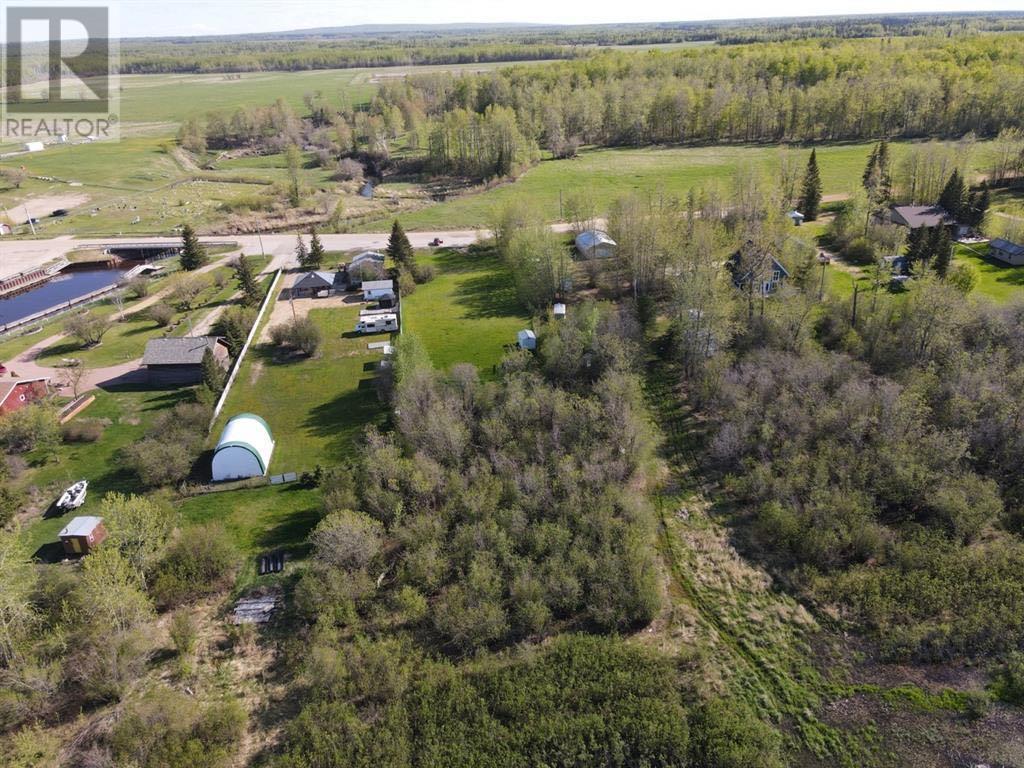 Lot 7 Peace River Ave Property Photo 7