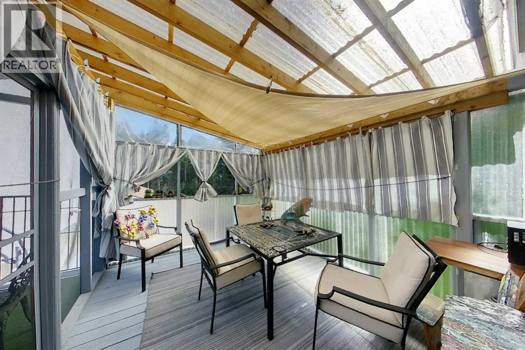 5114 49 Ave Property Photo 20