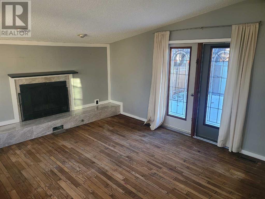 1414 53 Street Property Photo 7