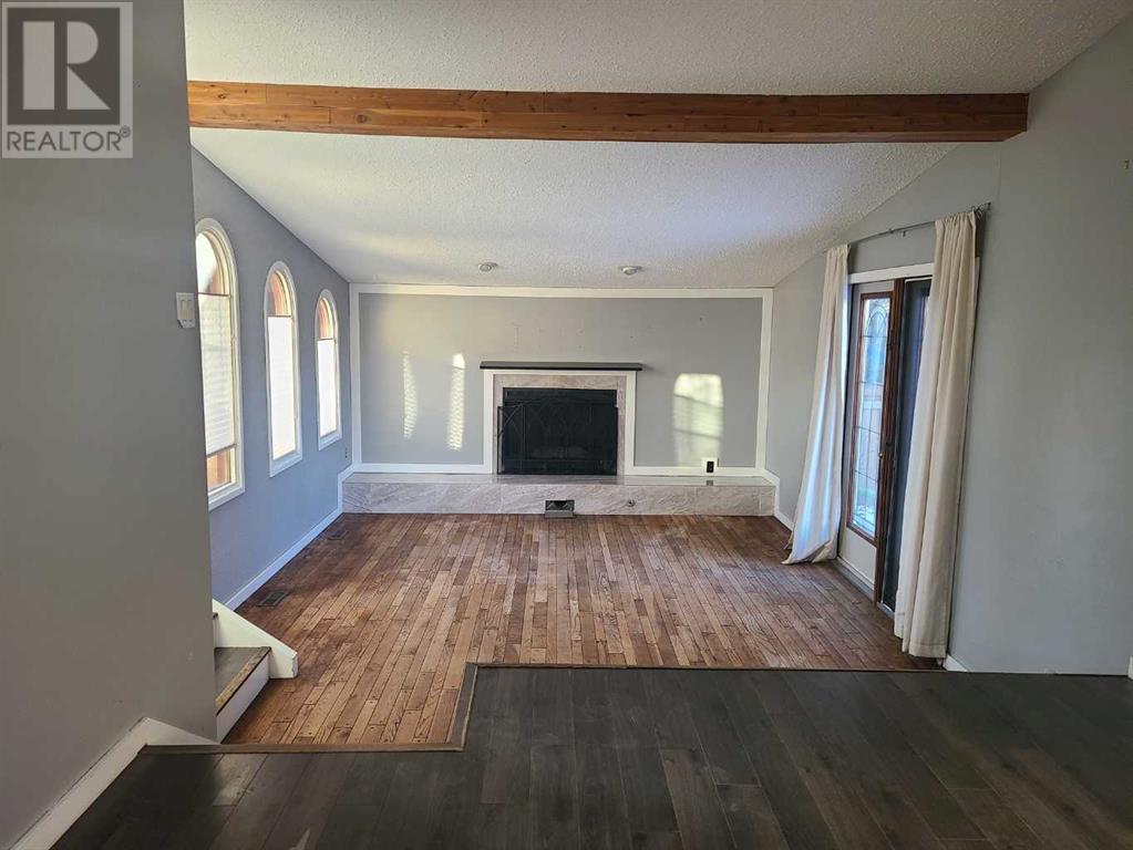 1414 53 Street Property Photo 8
