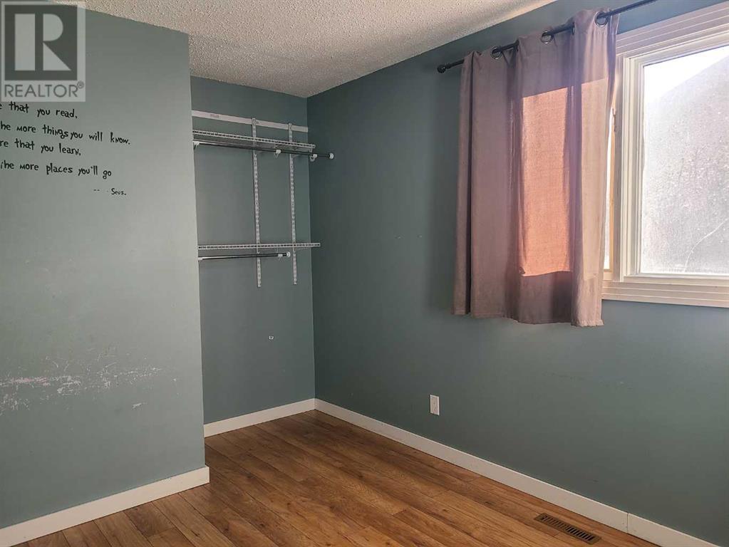 1414 53 Street Property Photo 12
