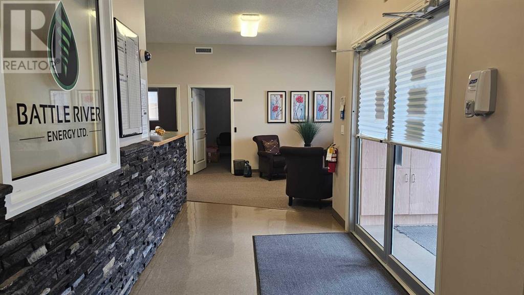 4913 Victora Avenue Property Photo 4