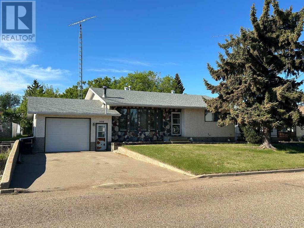 5404 48 Avenue W Property Photo
