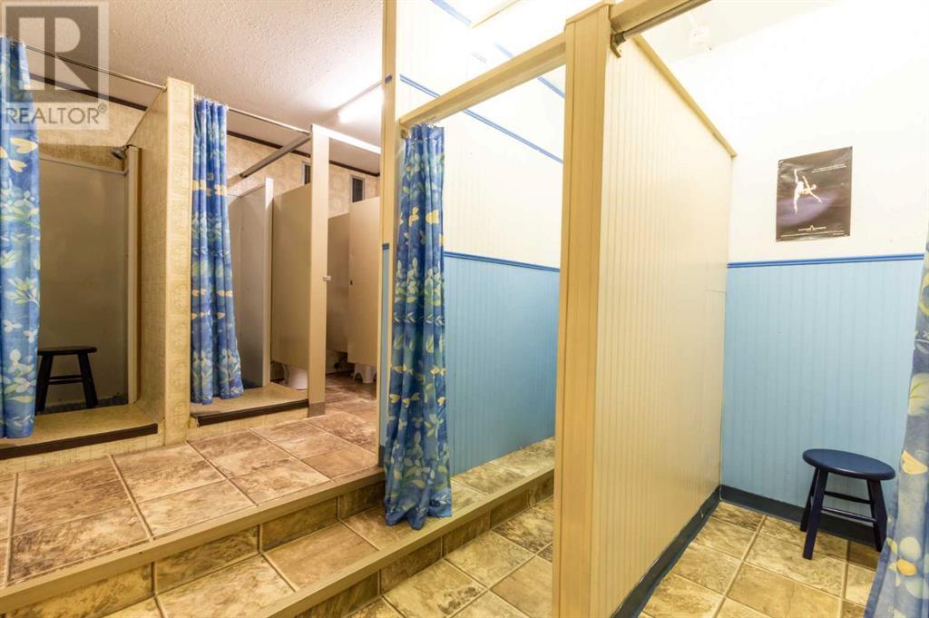 4814 49 Street Property Photo 14