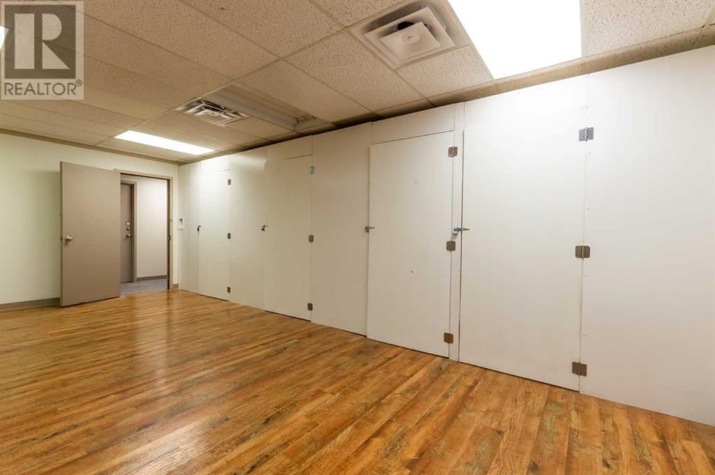 4814 49 Street Property Photo 16