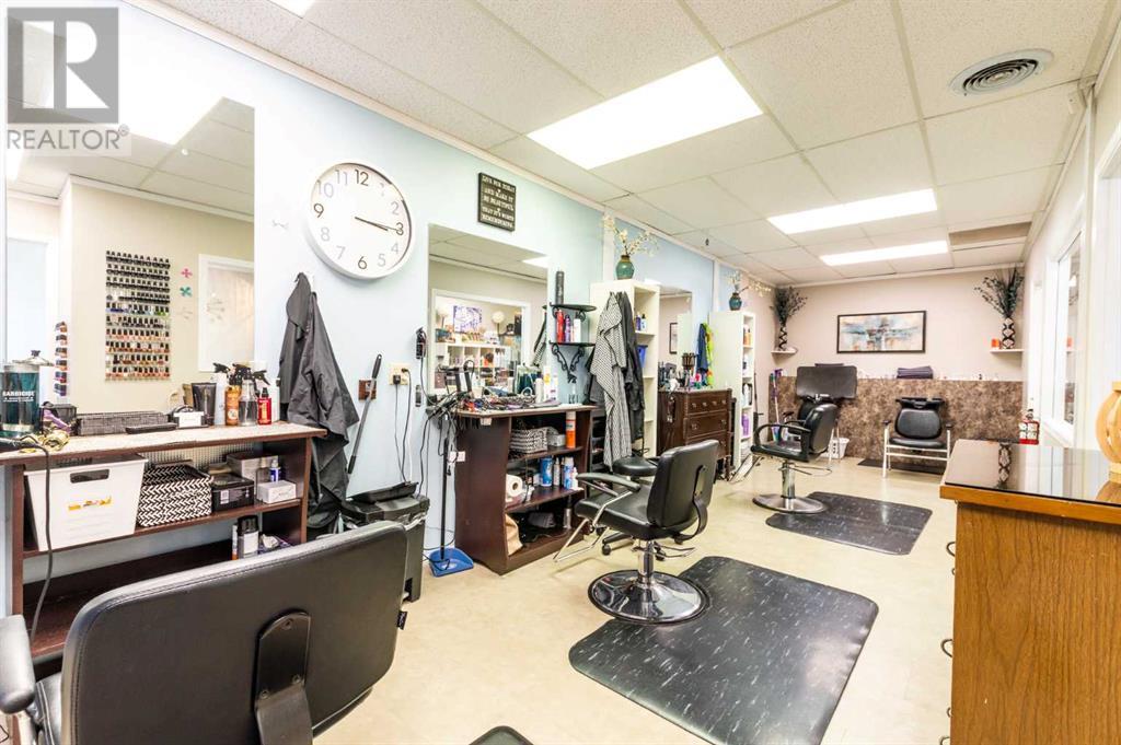 4814 49 Street Property Photo 21